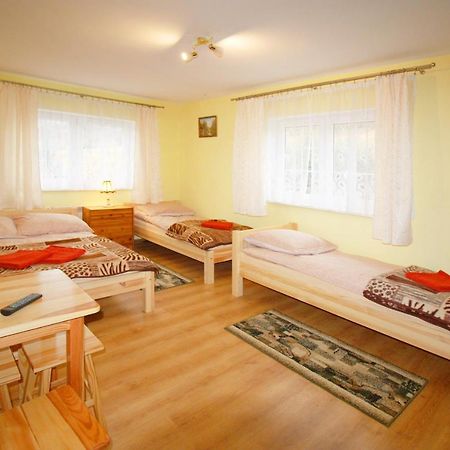 Przystan Laworta Apartment Ustrzyki Dolne Ngoại thất bức ảnh