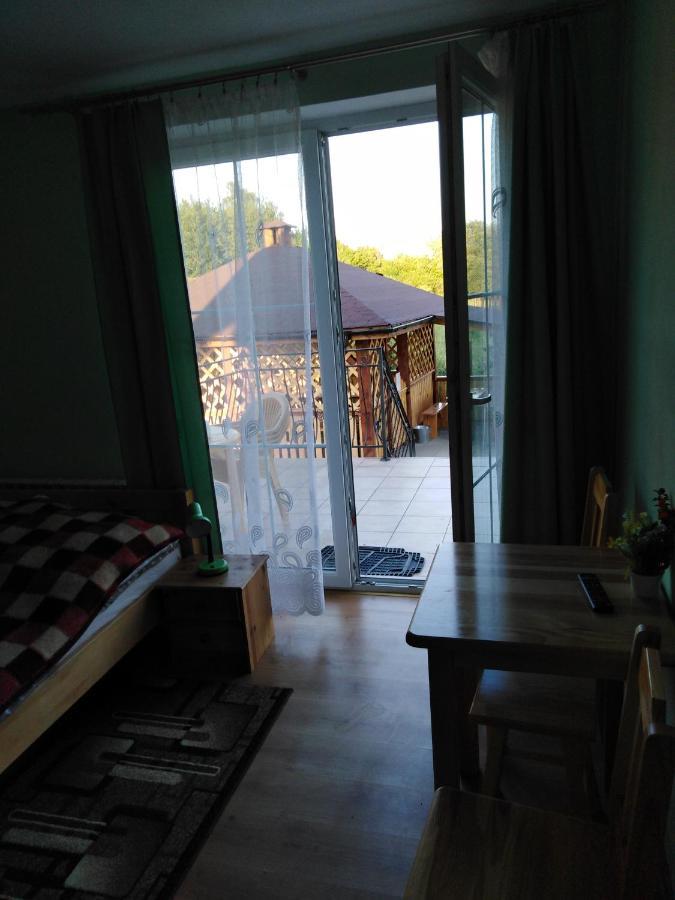 Przystan Laworta Apartment Ustrzyki Dolne Ngoại thất bức ảnh
