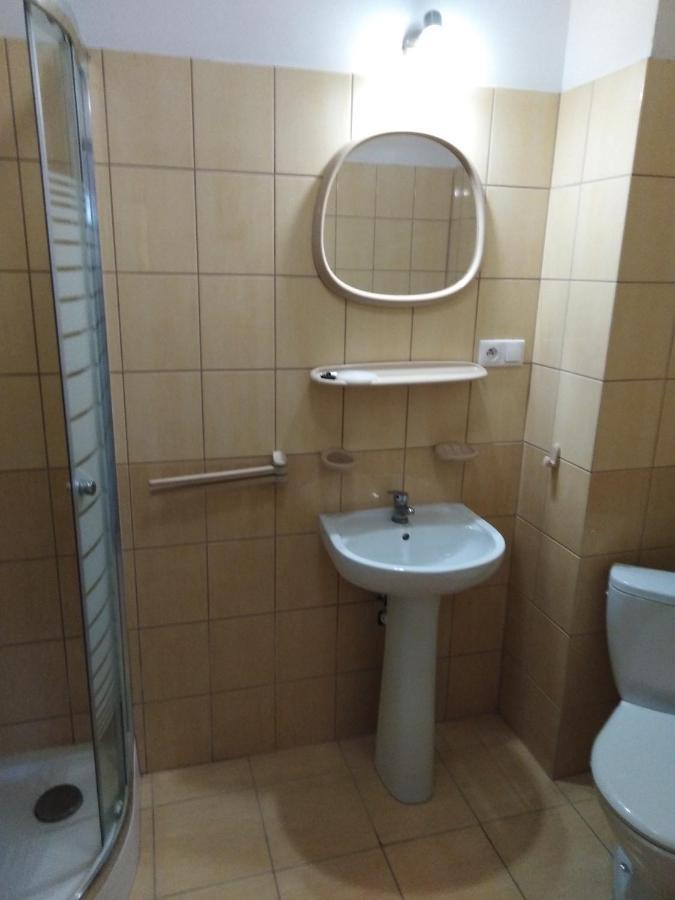 Przystan Laworta Apartment Ustrzyki Dolne Ngoại thất bức ảnh