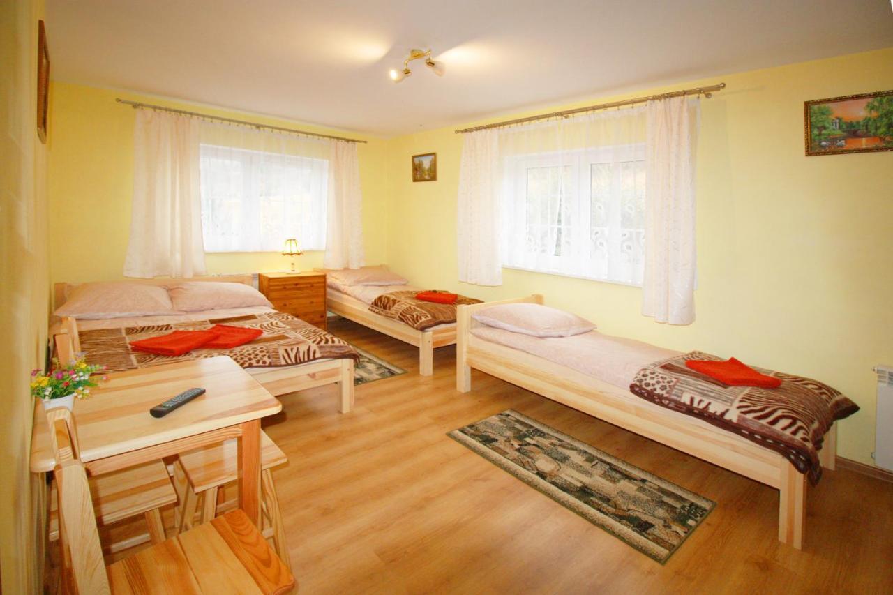 Przystan Laworta Apartment Ustrzyki Dolne Ngoại thất bức ảnh