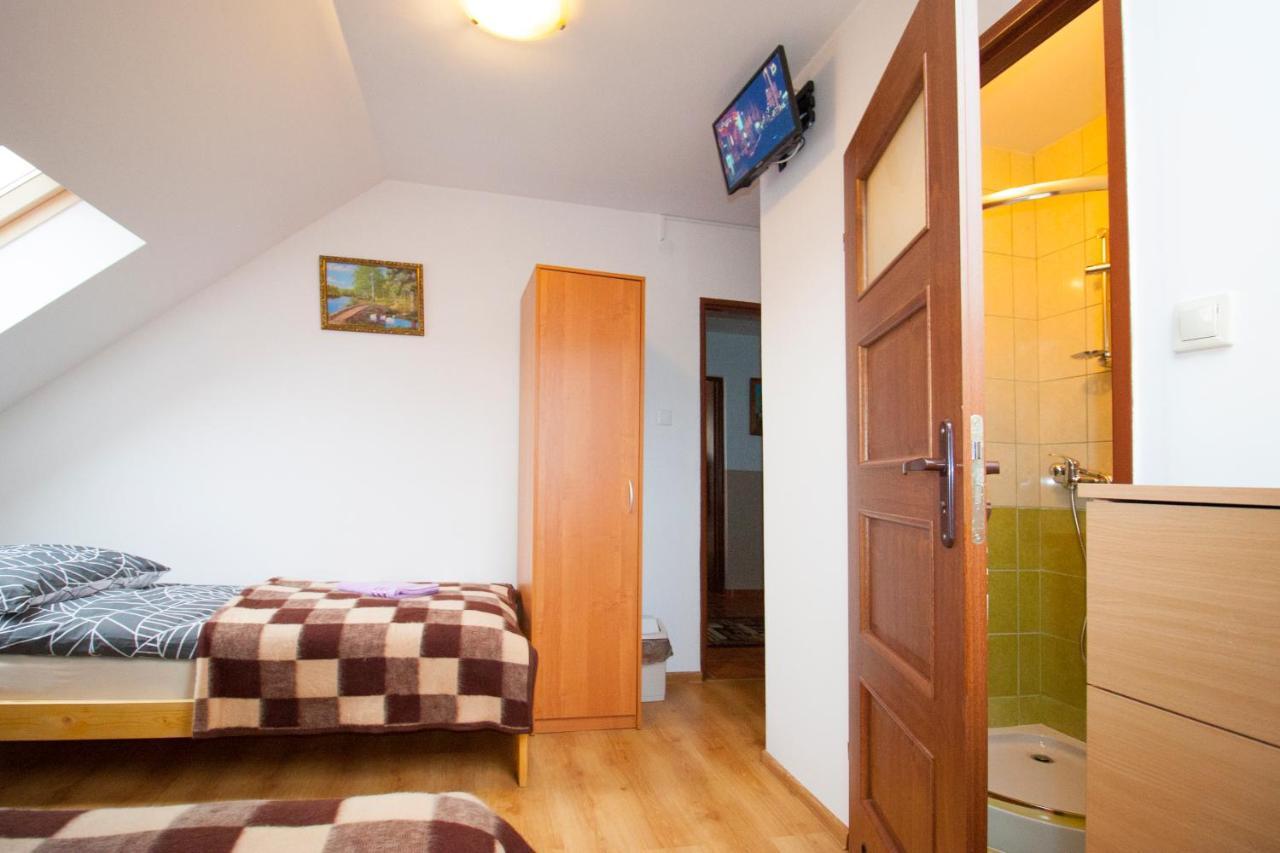 Przystan Laworta Apartment Ustrzyki Dolne Ngoại thất bức ảnh