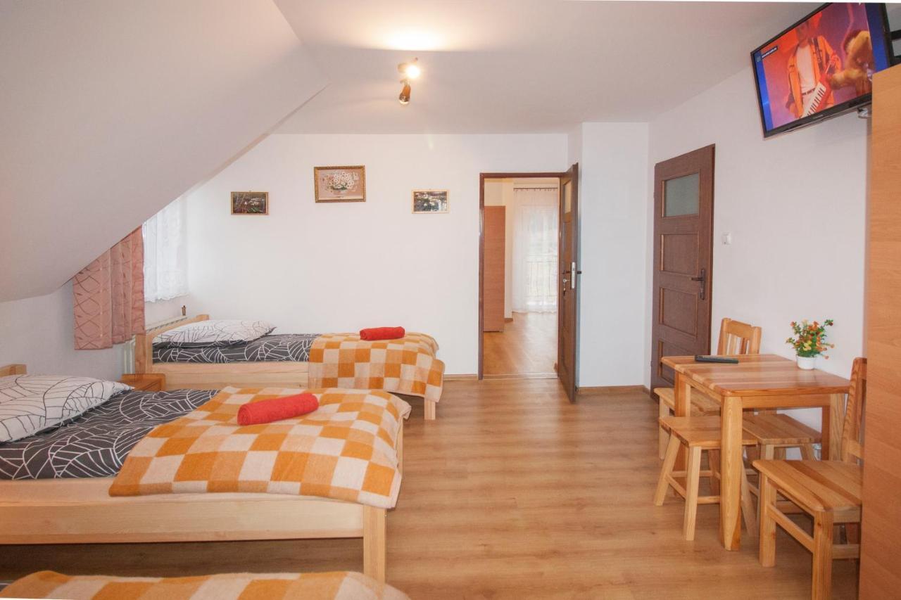 Przystan Laworta Apartment Ustrzyki Dolne Ngoại thất bức ảnh