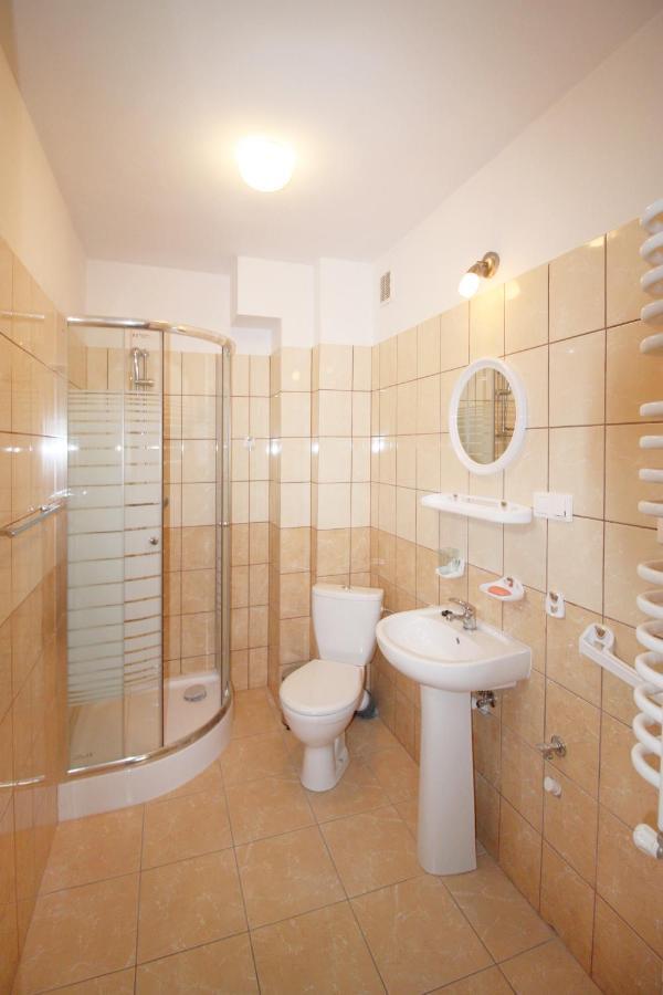 Przystan Laworta Apartment Ustrzyki Dolne Ngoại thất bức ảnh