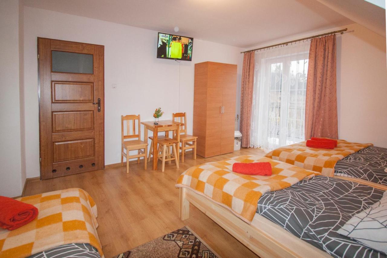Przystan Laworta Apartment Ustrzyki Dolne Ngoại thất bức ảnh